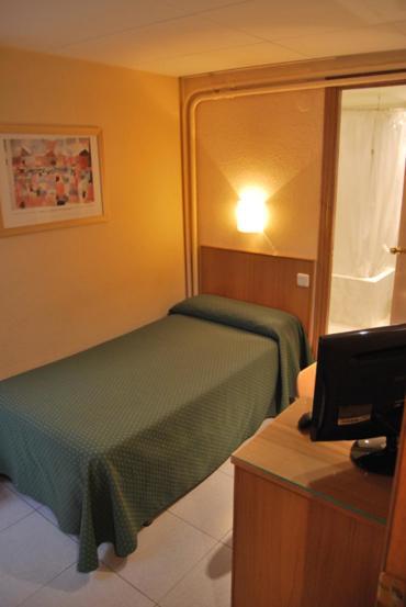 Hotel Goya Lleida Ngoại thất bức ảnh